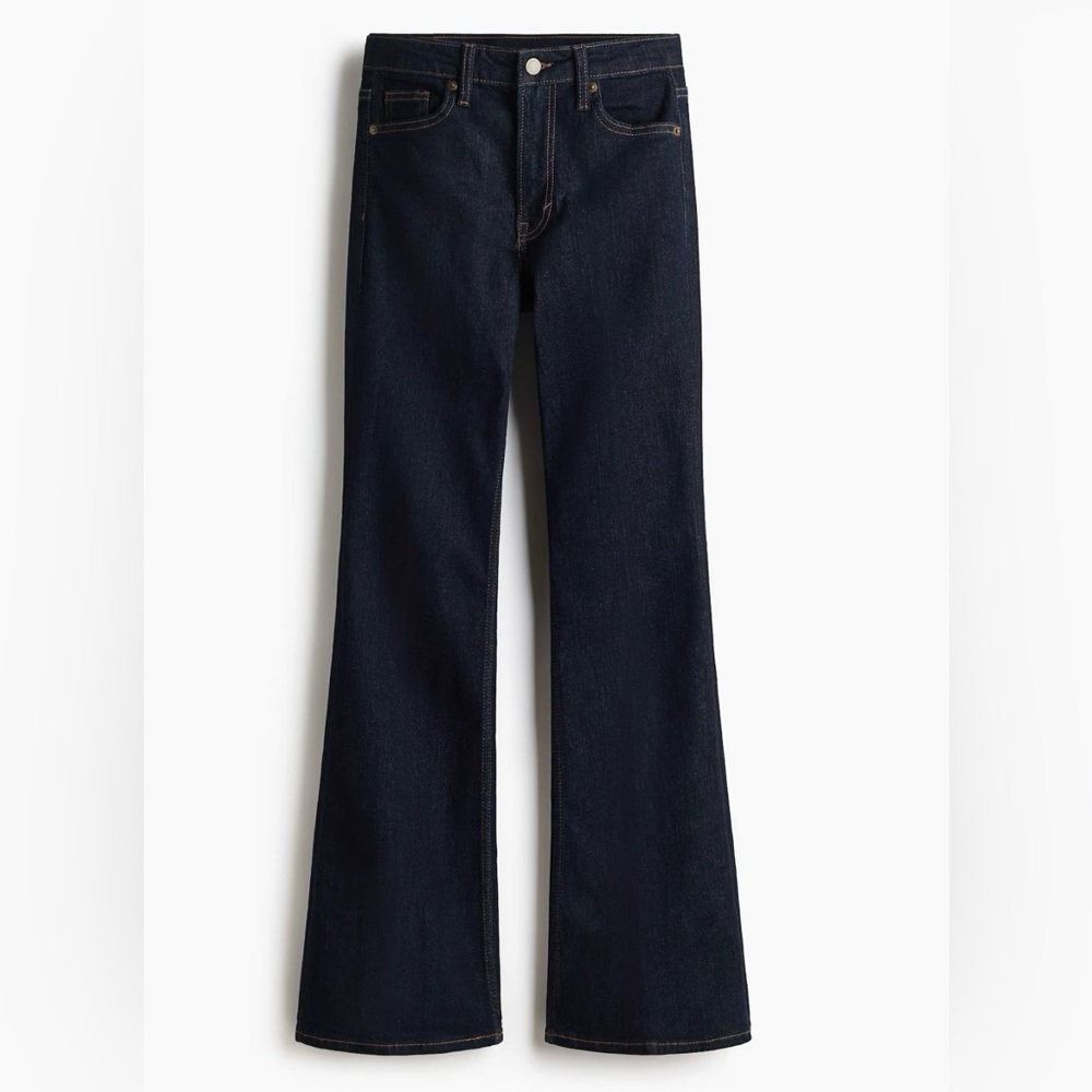 NWT H&M Women’s High-Rise Dark Blue Flare Jeans size 4
